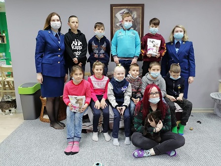 По приглашению прокуратуры Октябрьского округа города Липецка наши дети посетили Котокафе Мурград.